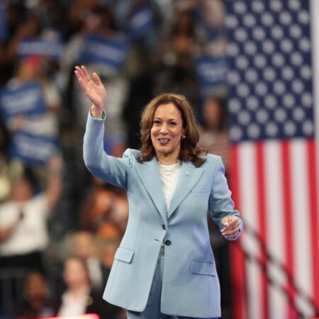 Kamala Harris rinkimų šansai išaugo po Trumpo rasinės tapatybės pastabų