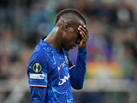 „Chelsea“ derybose eskaluojama Nicolaso ​​Jacksono perdavimo saga